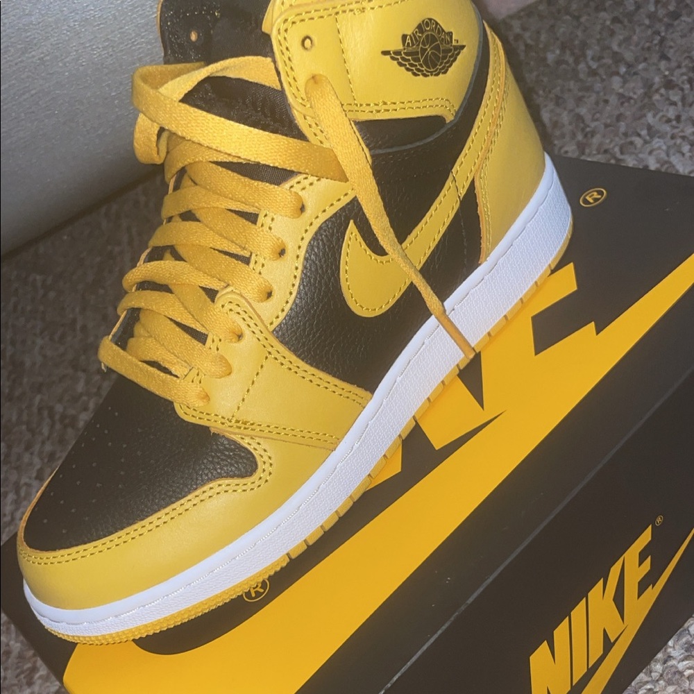 Air Jordan 1